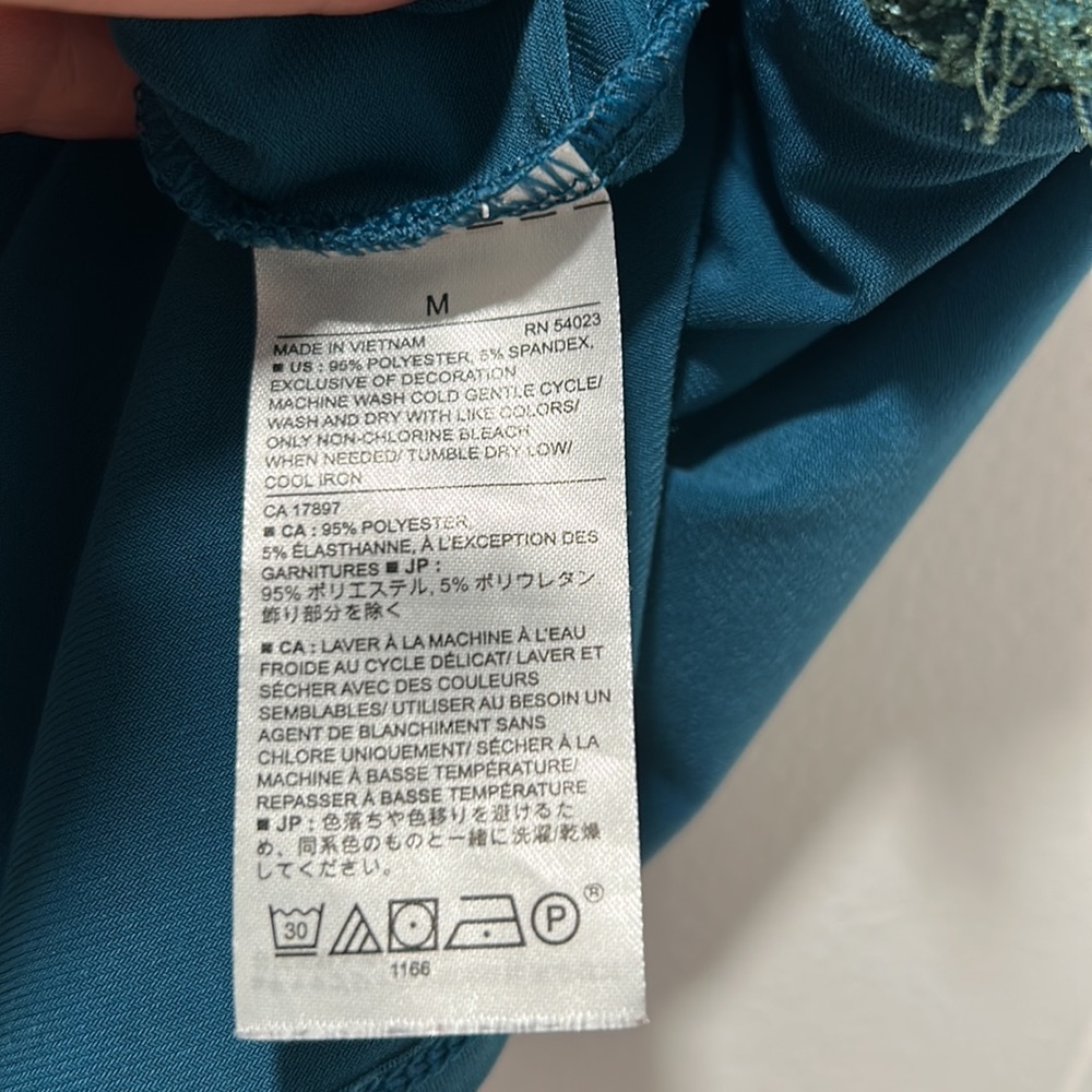Banana Republic sleeveless top - Picture 6 of 6